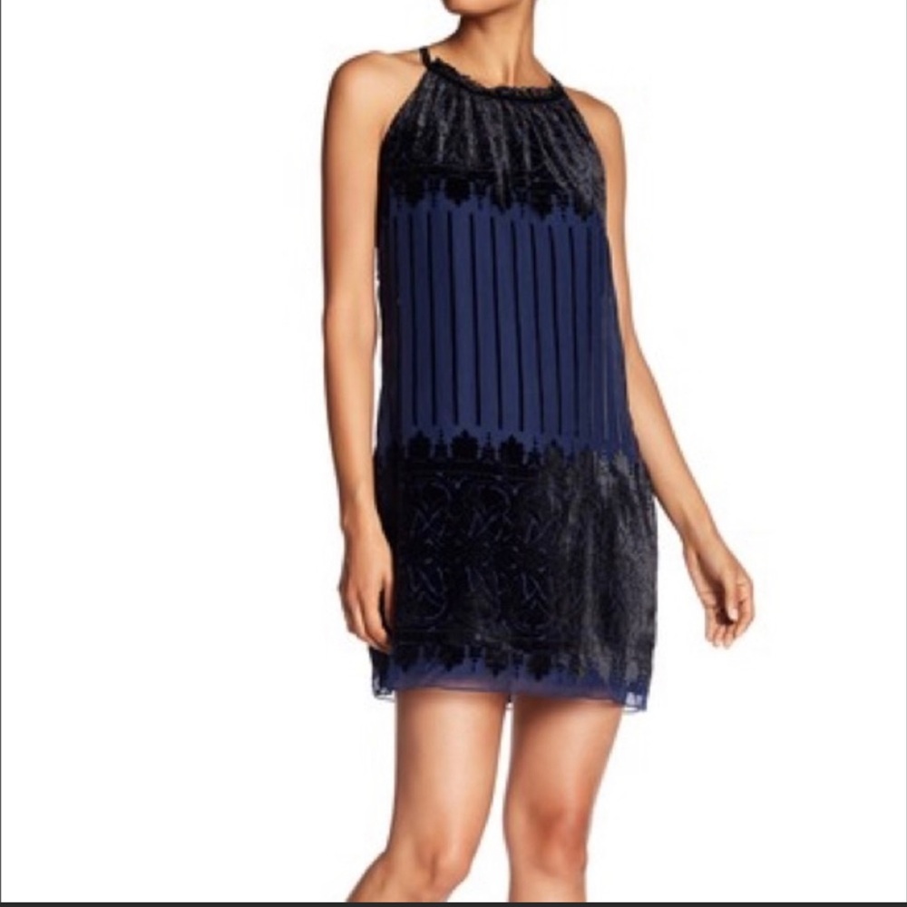 Max Studio Medium Blue With Black Velvet Designs On OverLay NWT Size small